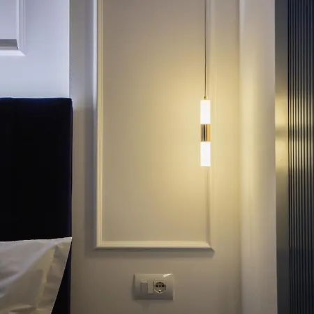 Apartment Lit Tirana