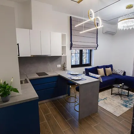 Apartment Lit *