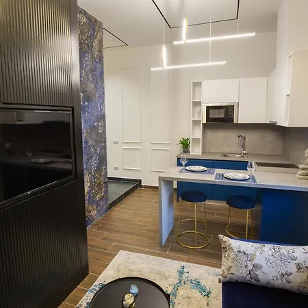 Lit Apartments, Jacuzzi * Tirana