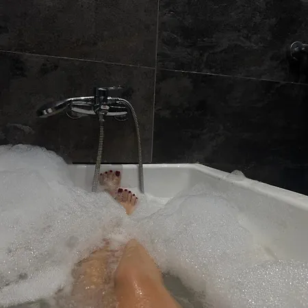 Apartment Lit Tirana