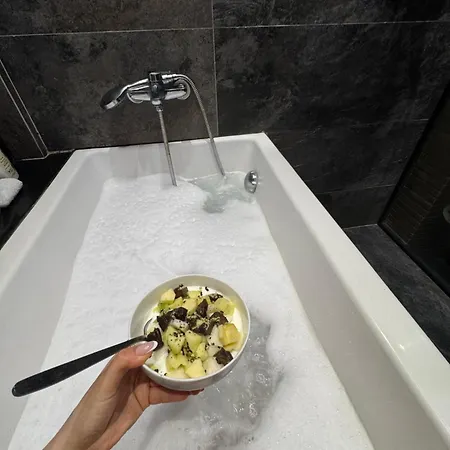 Lit Apartments, Jacuzzi Apartmán Tirana
