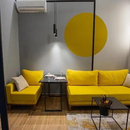 Lit Apartments, Jacuzzi Apartment *